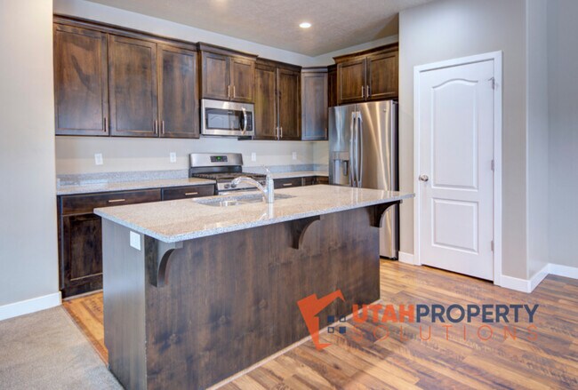 Building Photo - 5393 Borglum Ln