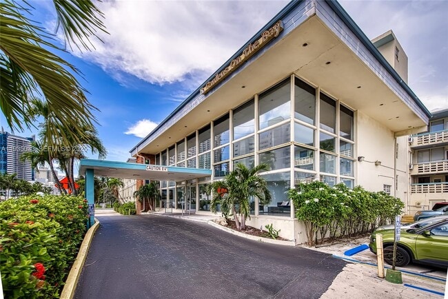 Building Photo - 6484 Indian Creek Dr