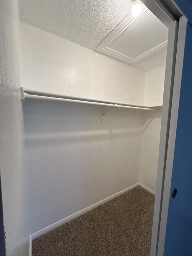Building Photo - Cozy one bedroom 1 bath condo