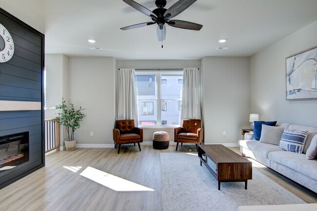Building Photo - 2529 Otter Creek Trail