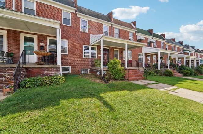 Building Photo - 1217 W 37th St