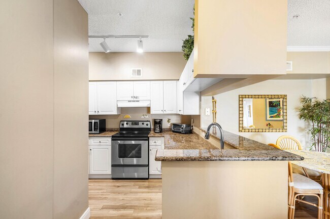 Building Photo - 4411 Tuscany Way