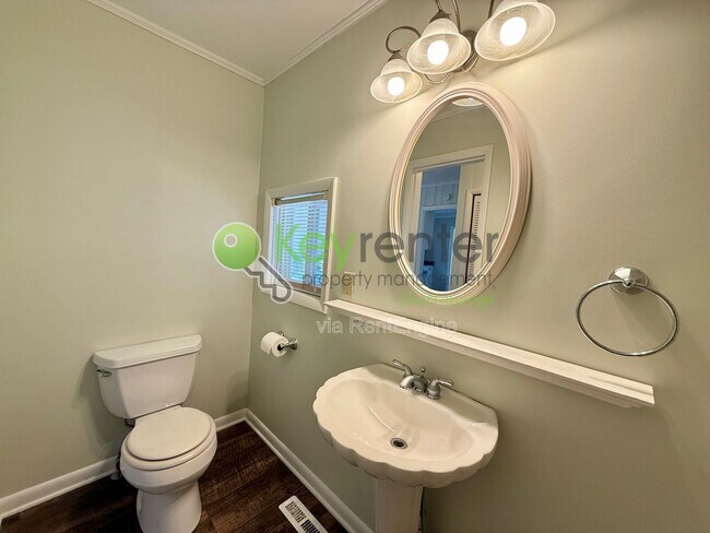 Building Photo - 4803 Orchard View Dr