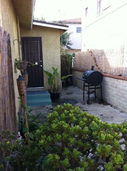 Building Photo - 3576 Grim Ave