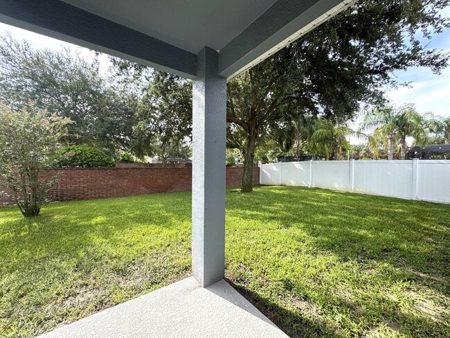 Building Photo - 920 Lost Grove Cir