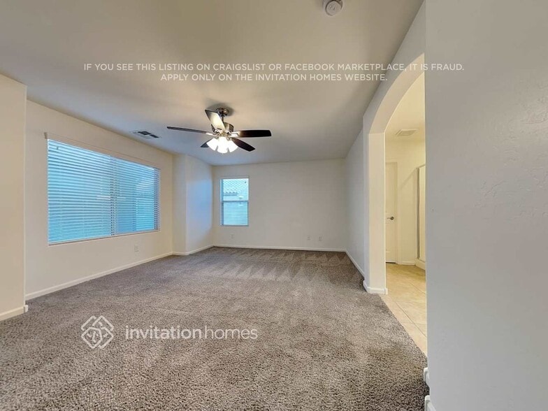 Building Photo - 3369 E Constitution Dr