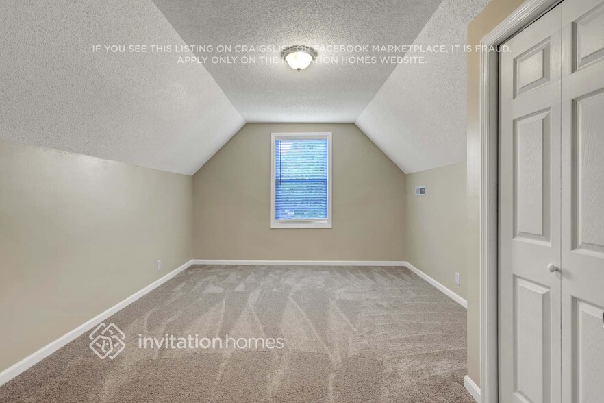 Building Photo - 2904 Nautilus Dr