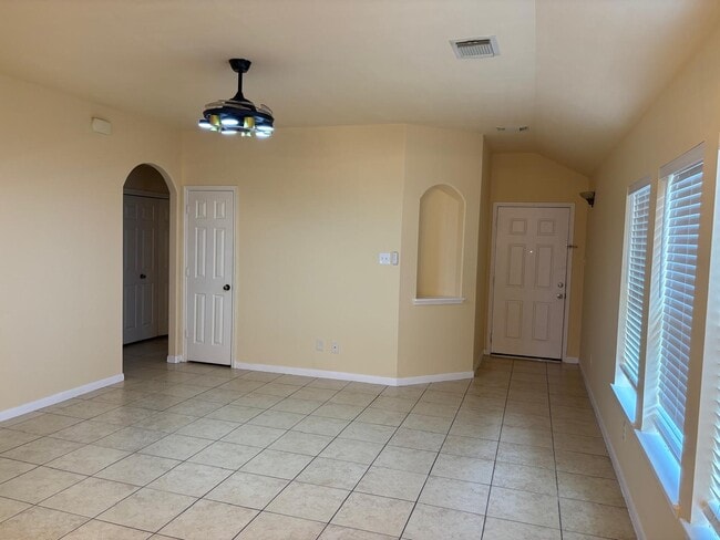 Building Photo - 19815 Owens Trace Ln