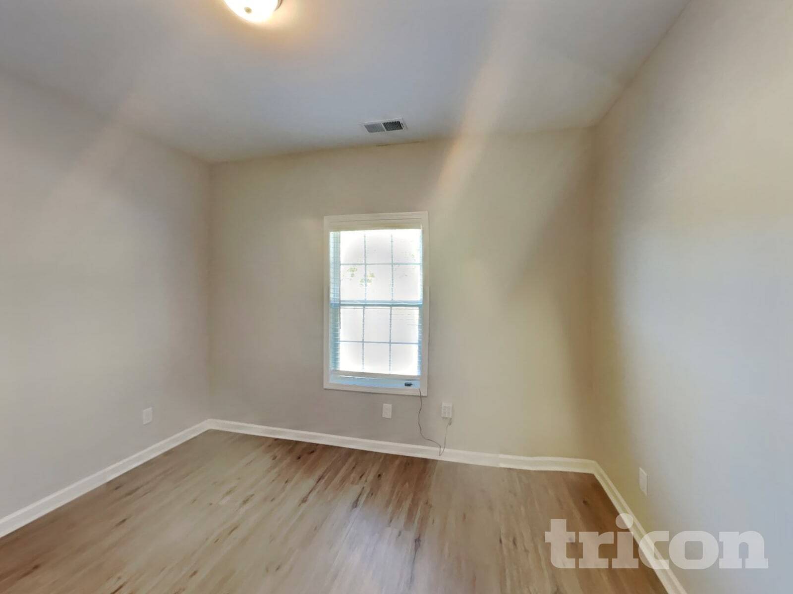 Building Photo - 825 Ellyson Dr