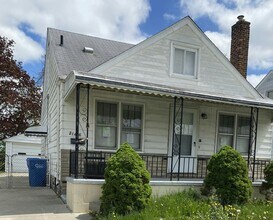 Building Photo - Well-Maintained 3-Bedroom Home for Lease in Warren