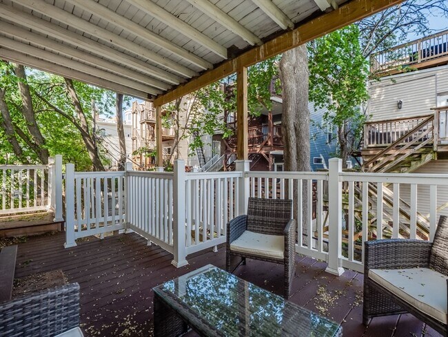 Building Photo - 30 Mercer St