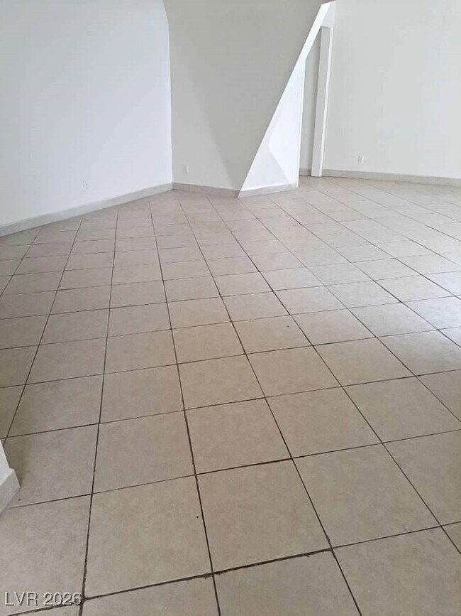 Building Photo - 1427 San Felipe Dr