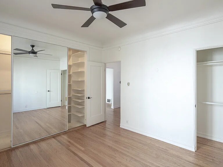 Building Photo - 1345 N Hayworth Ave