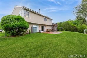 Building Photo - 14 Handy Ln