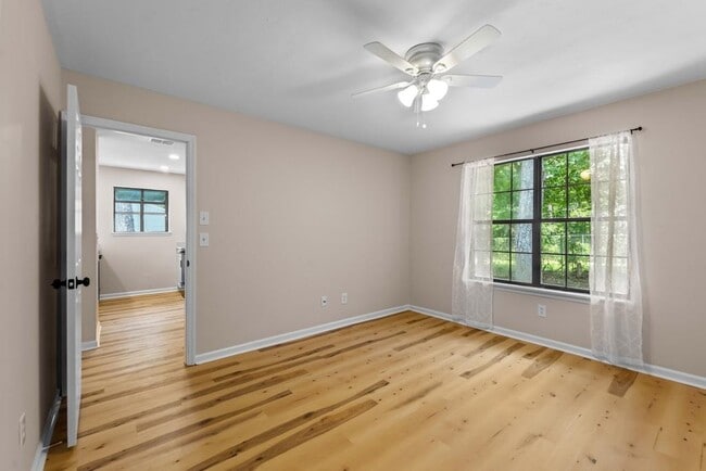 Building Photo - 3557 Sedona Loop