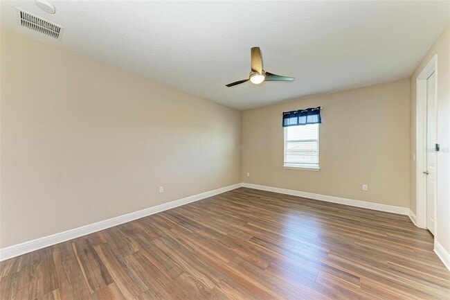 Building Photo - 4789 Vasca Dr