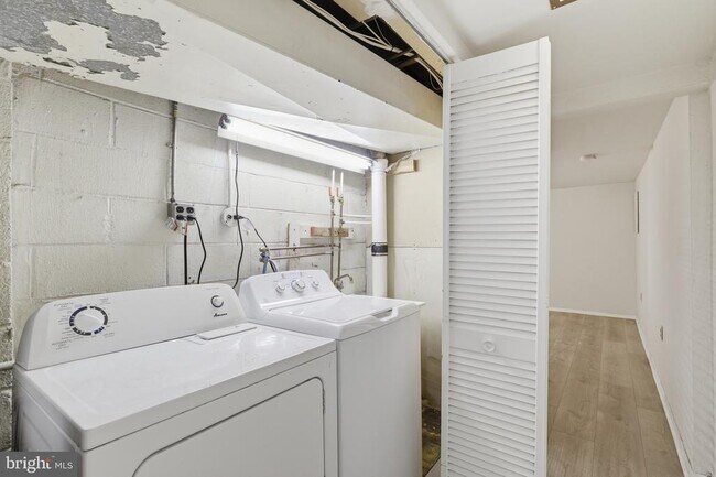 Building Photo - 3351 Morning Glory Rd