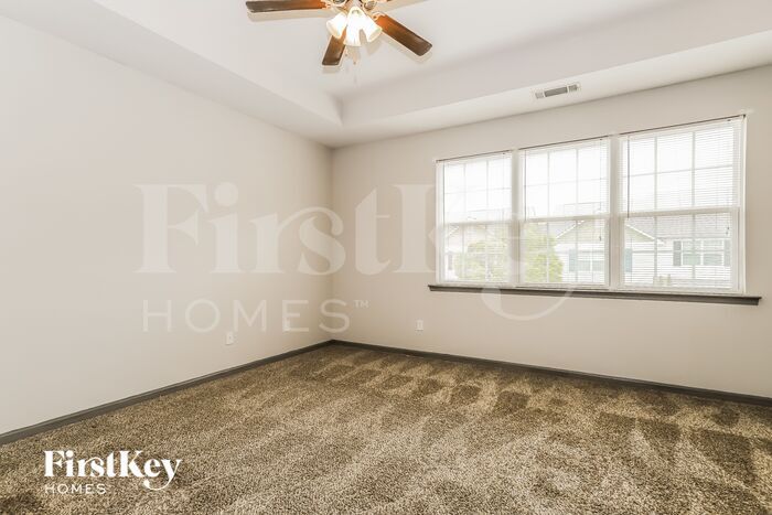 Building Photo - 971 Treymont Way SW