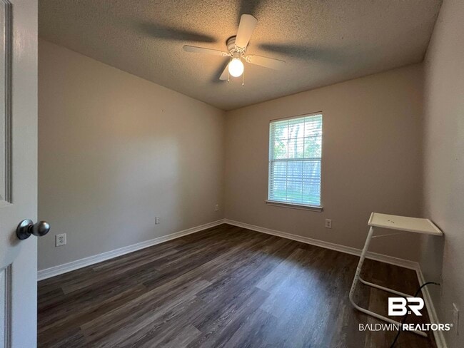 Building Photo - 154 Cypress Ln