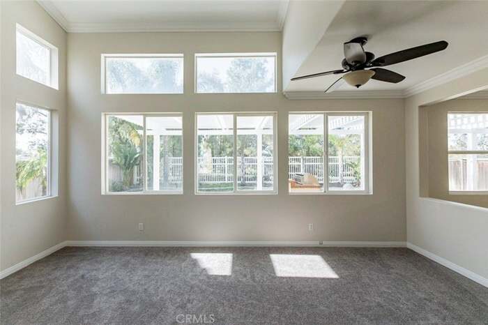 Building Photo - 43373 Messina St