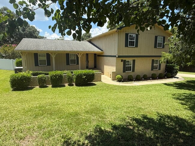 Primary Photo - 3726 Wicklow Cir