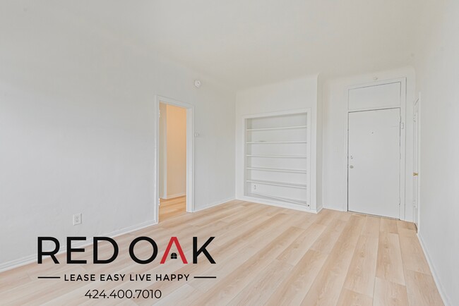 Building Photo - 974 1/2 Gramercy Pl-506