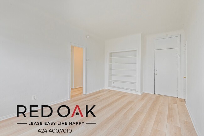 Building Photo - 974 S Gramercy Pl