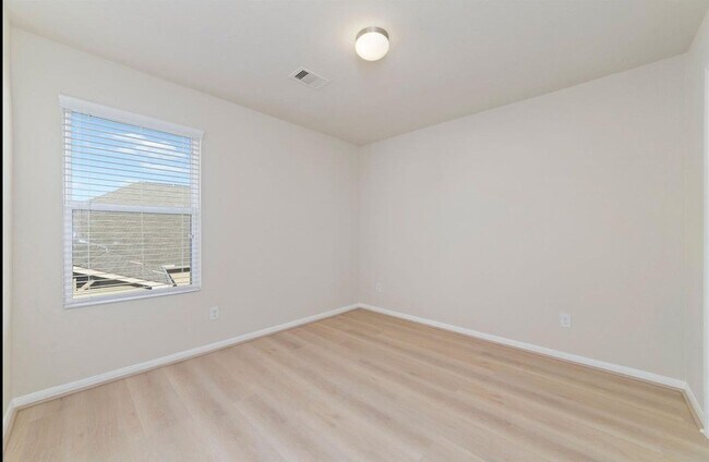 Building Photo - 15011 Calico Heights Ln