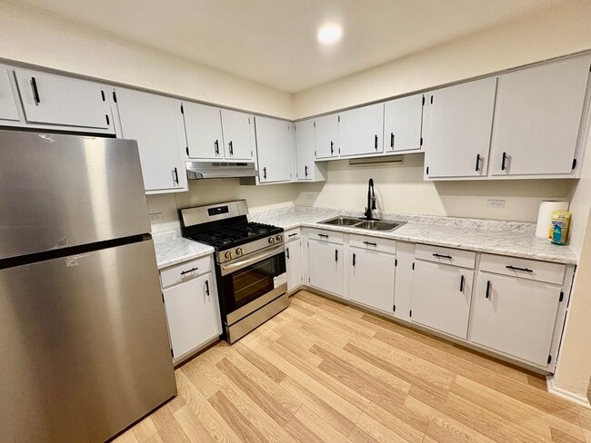 Building Photo - 1557 Jill Ct