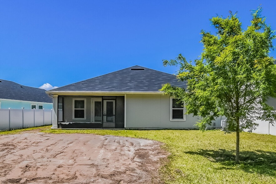 Building Photo - 97548 Albatross Dr