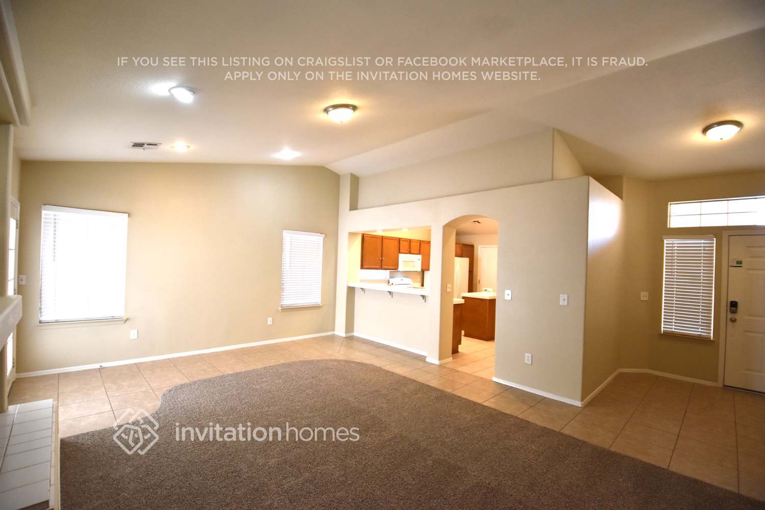 Building Photo - 1516 Los Alamos Dr