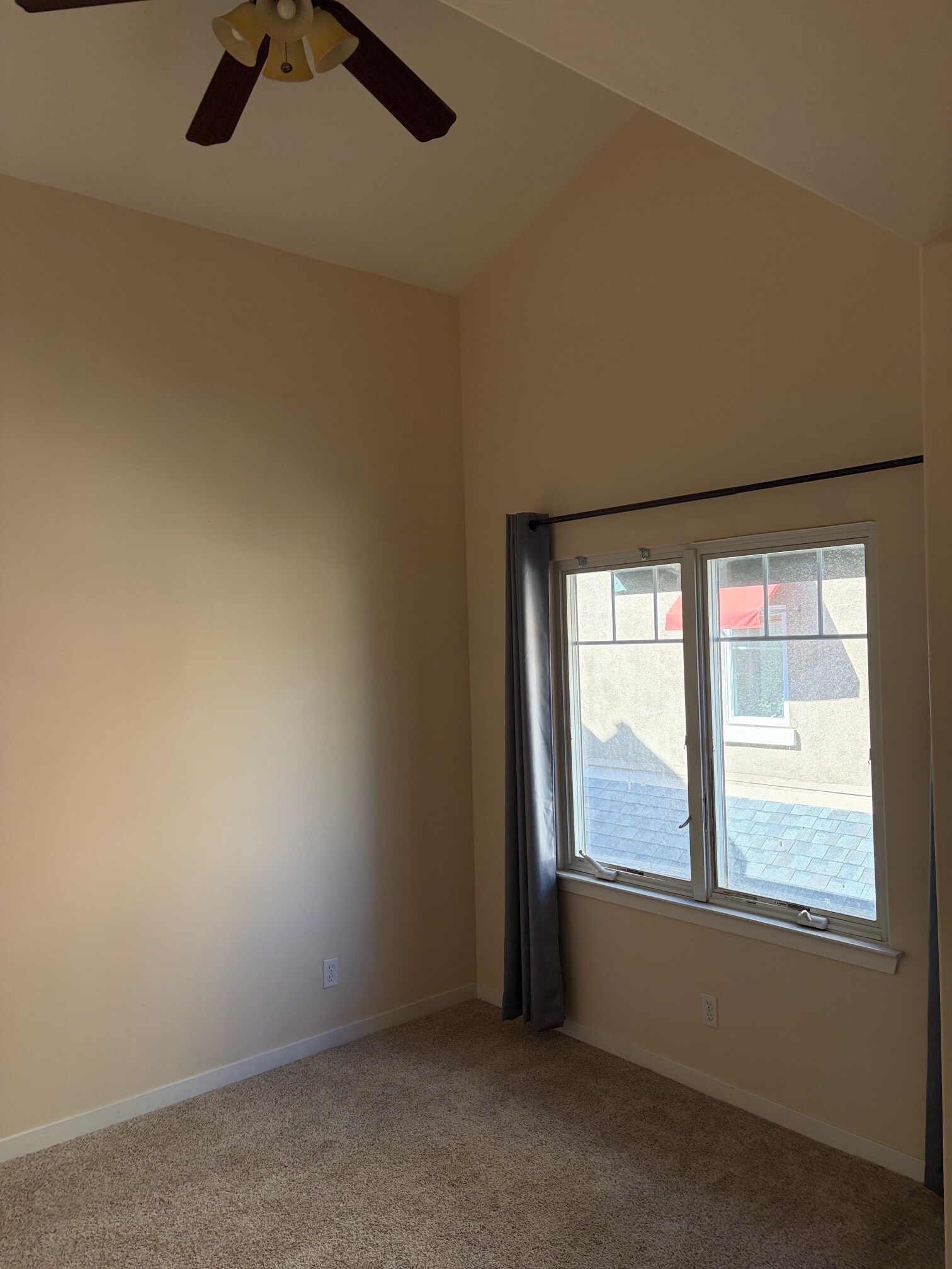 Building Photo - 345 Kellogg Way