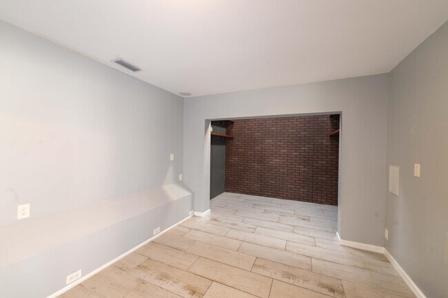 Building Photo - 21356 Sonesta Way