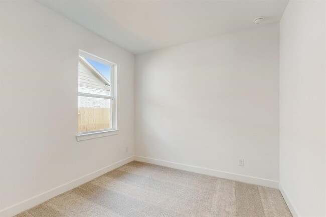 Building Photo - 9510 Dearborn Creek Dr