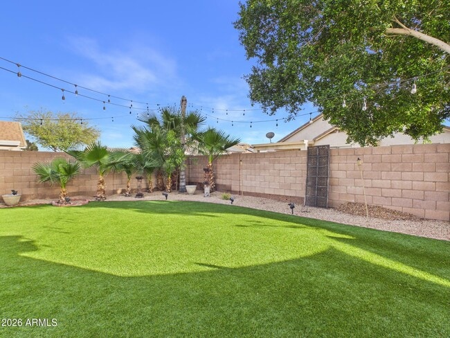 Building Photo - 12579 W Mulberry Dr