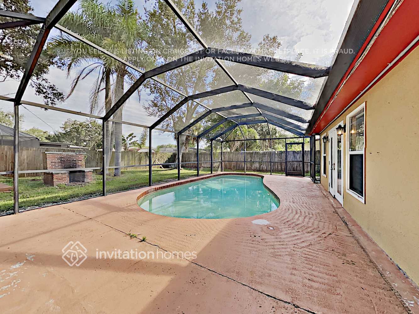 Building Photo - 5335 Laurelwood Pl