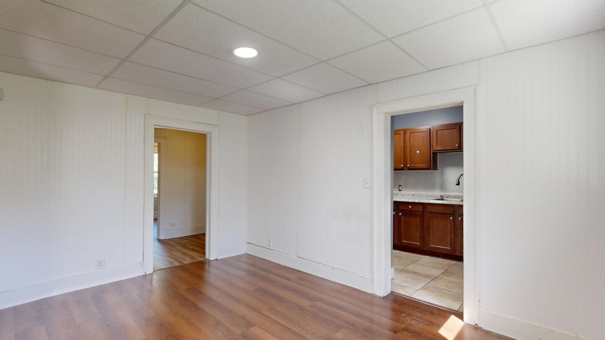 Building Photo - 2128 Fordney St