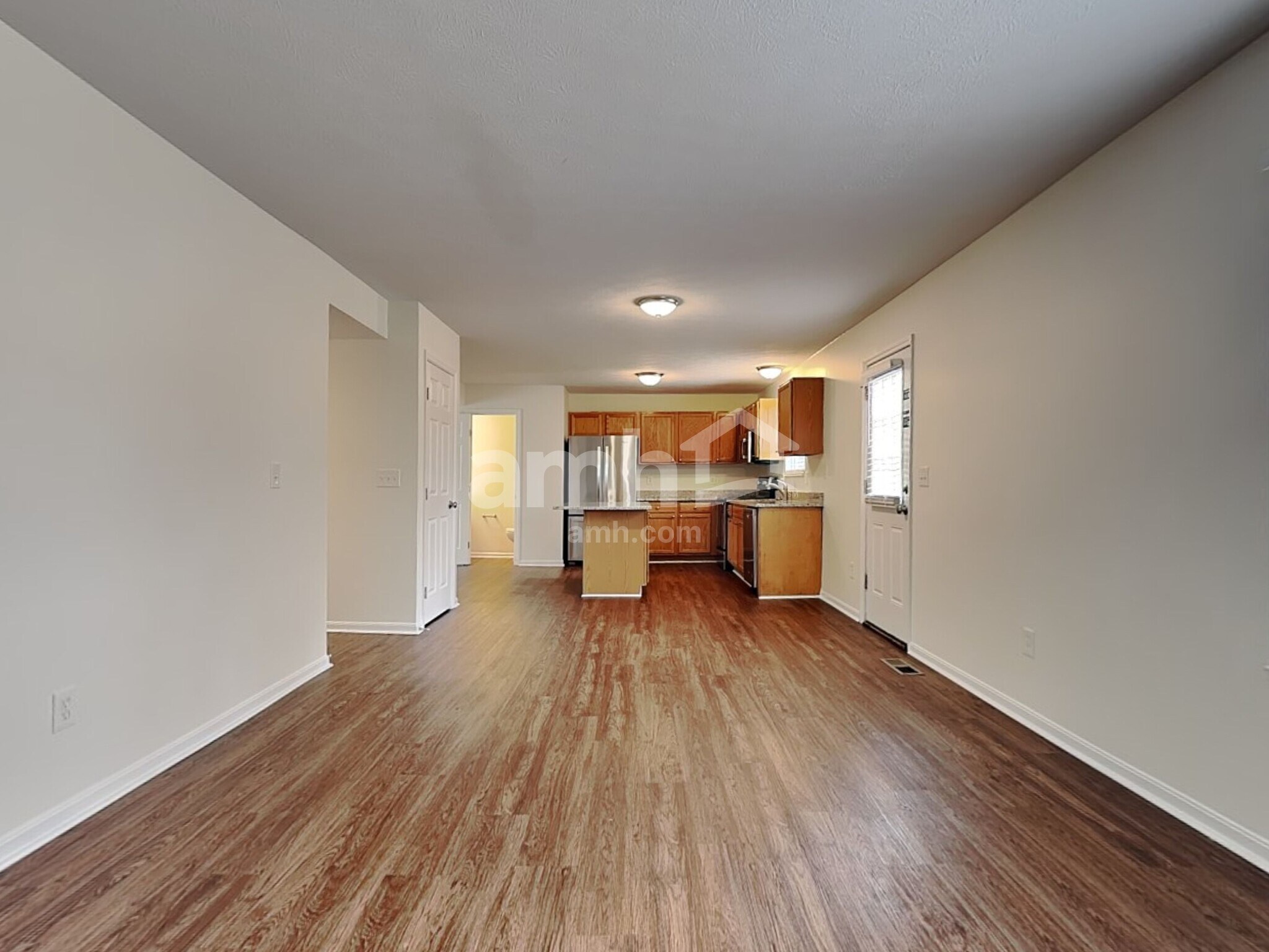 Building Photo - 6645 Water Lily Ln