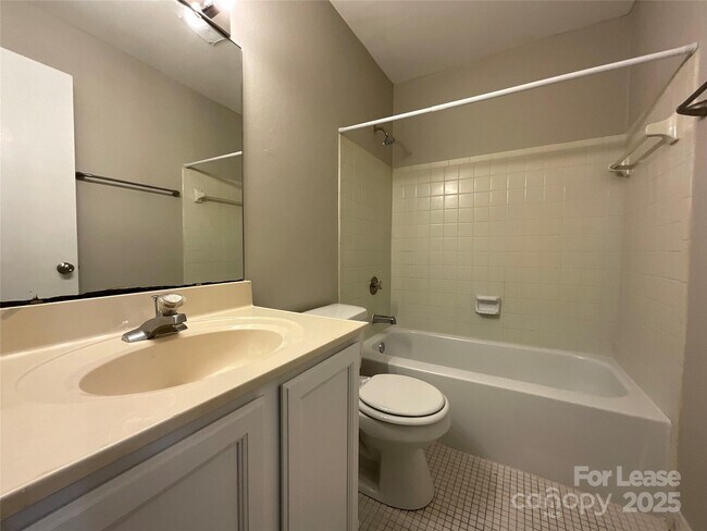 Building Photo - 238 Orchard Trace Ln