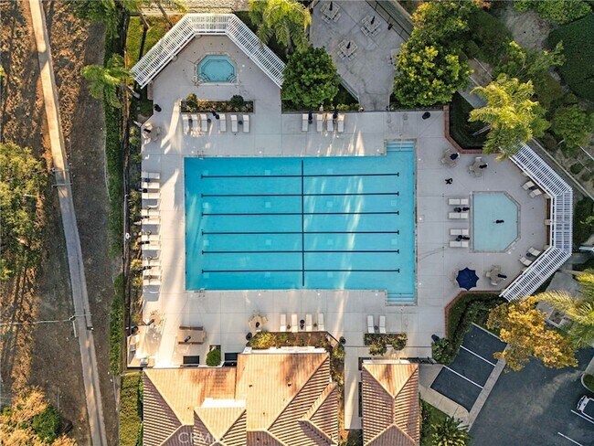 Building Photo - 19361 Jasper Hill Rd