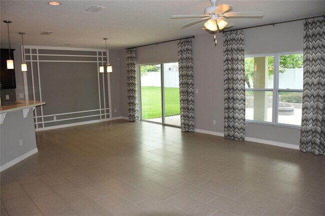 Building Photo - 489 Ogelthorpe Dr