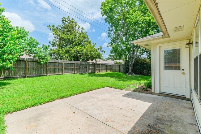 Building Photo - 14527 Golden Cypress Ln