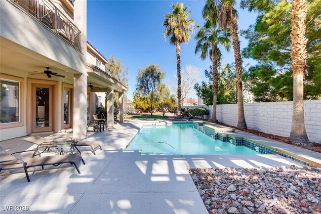 Building Photo - 1870 Columbia Crest Ct