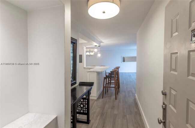 Building Photo - 6061 Collins Ave