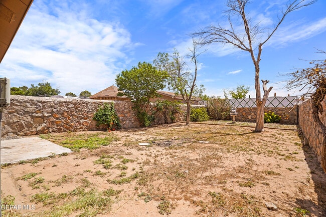 Building Photo - 10720 Chert St