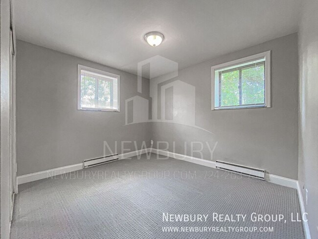 Building Photo - 1459 Poplar St
