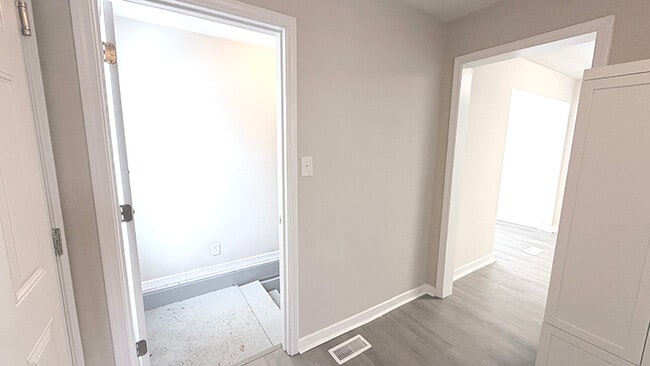 Building Photo - 2088 Skylark Ln