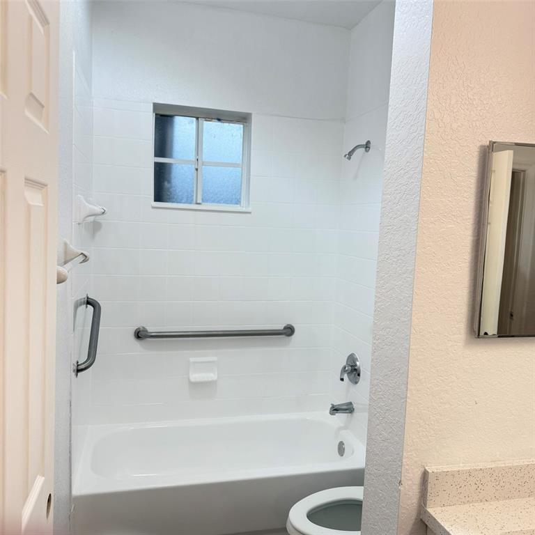 Building Photo - 6482 Catalina Ln