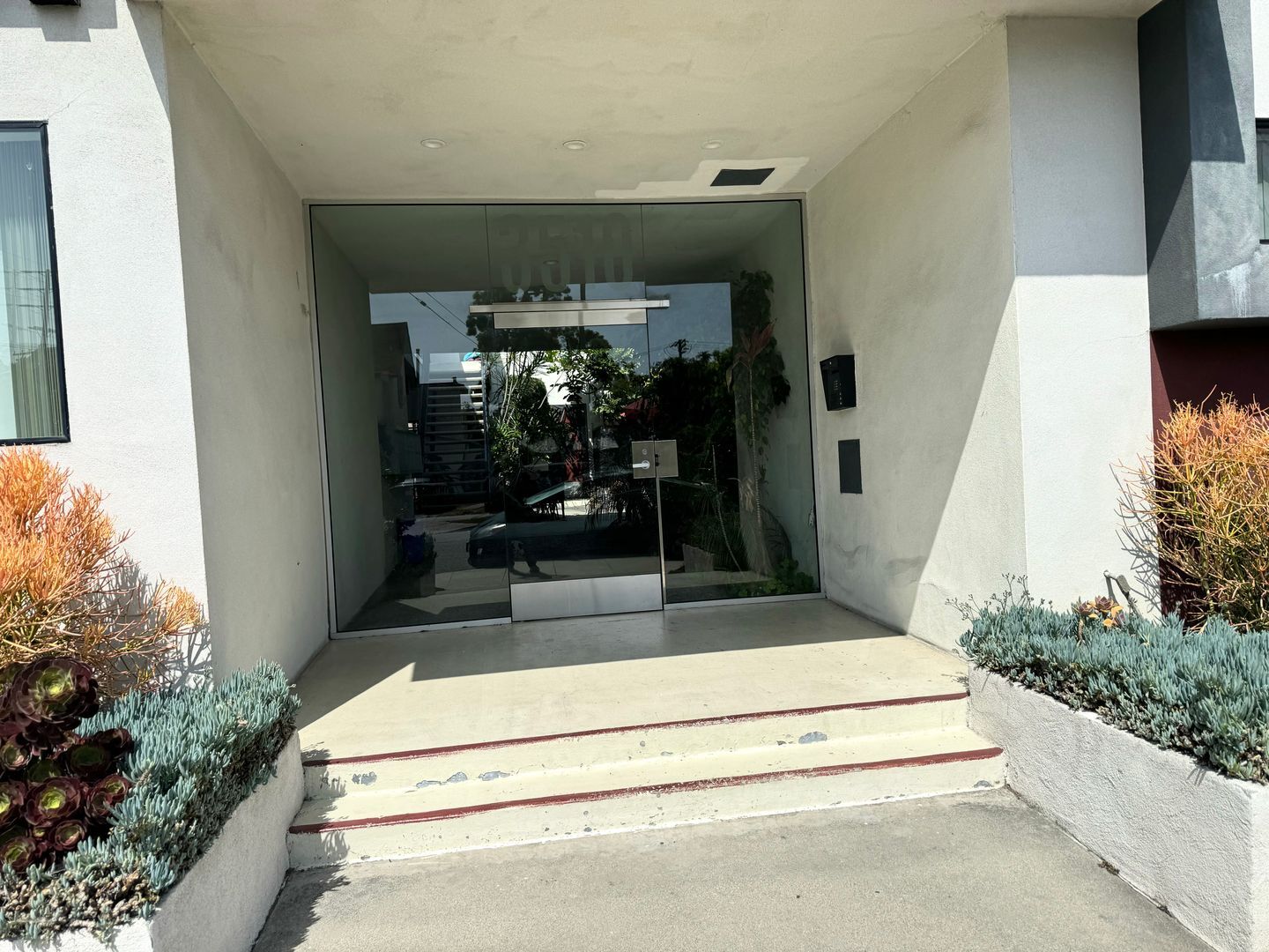 Building Photo - 3510 Clarington Ave