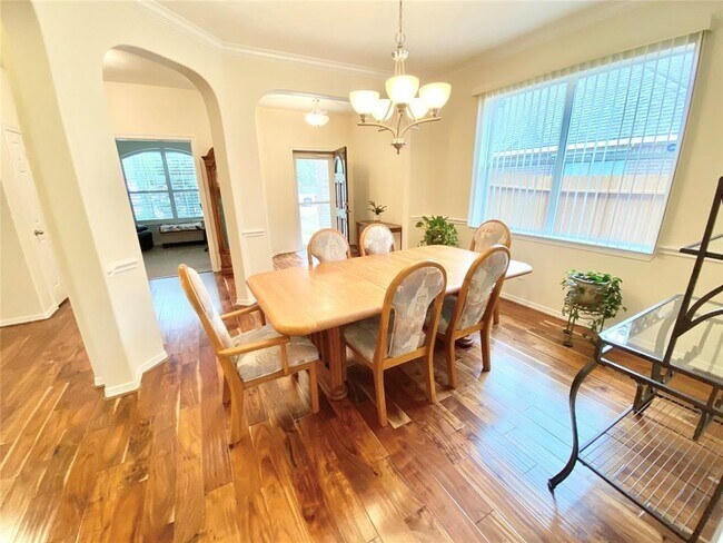 Building Photo - 17518 Stamford Oaks Dr